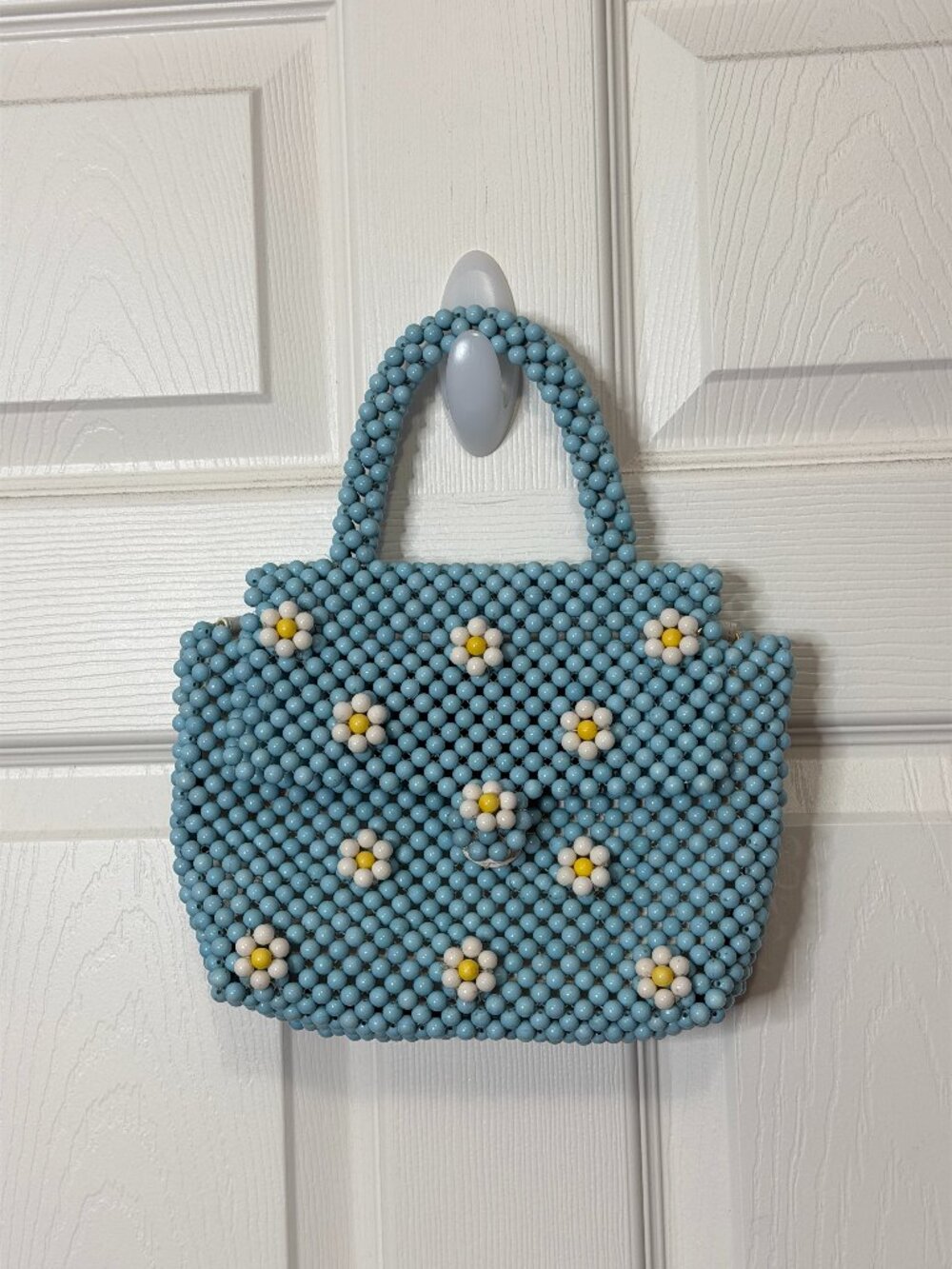 Beaded Daisy Purse- Bouffants And Broken Hearts, Blue/Yellow/White
